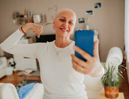 women with headscarf fighting cancer